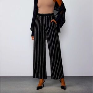 Chic & Comfort Wide Leg Stretch High Rise Crop Stripe Pants in Black & White S/M